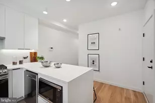 1623 Christian St, Philadelphia, PA 19146 - Photo 8