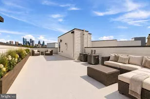 2542 Graduate Square, Philadelphia, PA 19146 - Photo 2