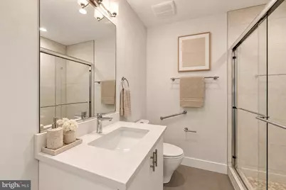 2542 Graduate Square, Philadelphia, PA 19146 - Photo 8