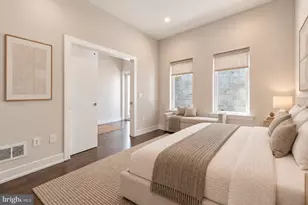 2542 Graduate Square, Philadelphia, PA 19146 - Photo 12