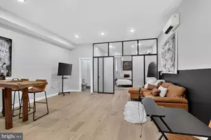 257 N 3rd St, Philadelphia, PA 19106 - Photo 2