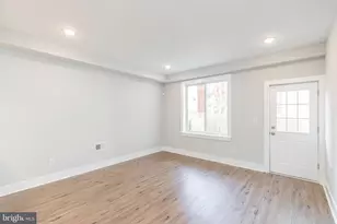 1906 E York St, Philadelphia, PA 19125 - Photo 10