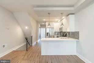 1906 E York St, Philadelphia, PA 19125 - Photo 12