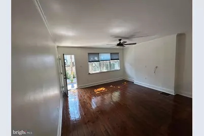 748 S Harshaw Street, Philadelphia, PA 19146 - Photo 4