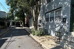 748 S Harshaw St, Philadelphia, PA 19146 - Photo 2