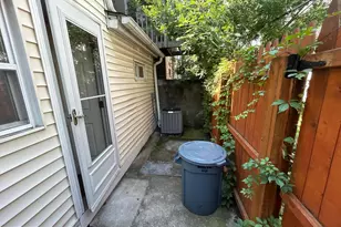 748 S Harshaw St, Philadelphia, PA 19146 - Photo 24