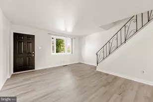 8713 Jackson St, Philadelphia, PA 19136 - Photo 2