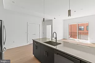 1731 Tilghman St, Philadelphia, PA 19122 - Photo 22