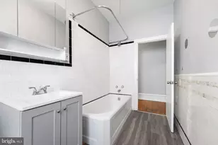 246 W Abbottsford Ave, Philadelphia, PA 19144 - Photo 26