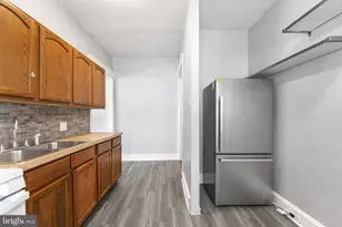 246 W Abbottsford Ave, Philadelphia, PA 19144 - Photo 14