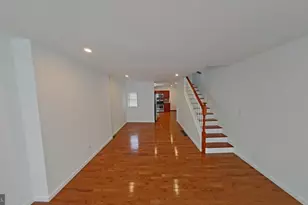 1318 S Reese St, Philadelphia, PA 19147 - Photo 2