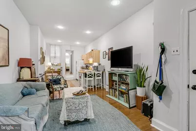 802 S 4th Street #1, Philadelphia, PA 19147 - Photo 2