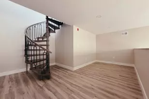 2720 W Thompson St, Philadelphia, PA 19121 - Photo 8