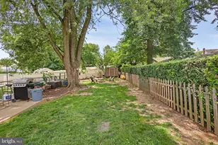 9916 S Canterbury Rd, Philadelphia, PA 19114 - Photo 28