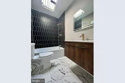 2022 W Toronto Street, Philadelphia, PA 19132 - Photo 18