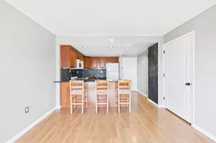 2001 Hamilton St, Philadelphia, PA 19130 - Photo 6