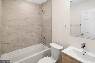 5217 Warren St, Philadelphia, PA 19131 - Photo 10