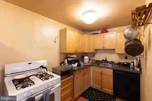 1831 Farrington Rd, Philadelphia, PA 19151 - Photo 10