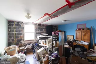 1831 Farrington Rd, Philadelphia, PA 19151 - Photo 18