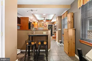 1352 Marlborough St, Philadelphia, PA 19125 - Photo 10