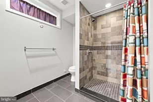 813 N Orianna St, Philadelphia, PA 19123 - Photo 12