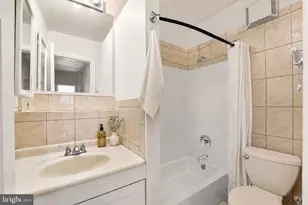 890 N Stillman St, Philadelphia, PA 19130 - Photo 16