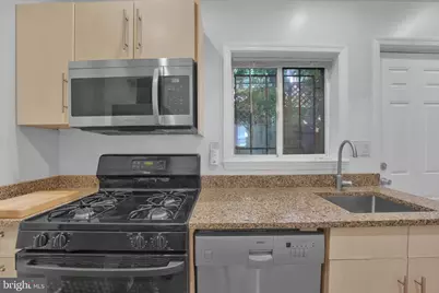 890 N Stillman Street, Philadelphia, PA 19130 - Photo 8