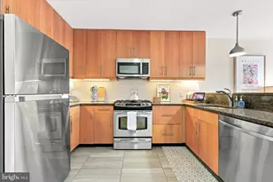 1425 Locust St, Philadelphia, PA 19102 - Photo 8