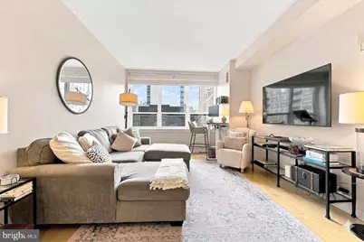 1425 Locust Street #12E, Philadelphia, PA 19102 - Photo 4