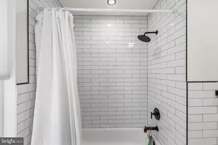 1513 E Moyamensing Ave, Philadelphia, PA 19147 - Photo 14