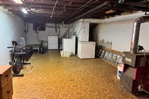355 E Eleanor St, Philadelphia, PA 19120 - Photo 16