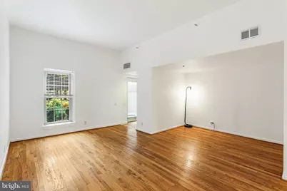 301 Race Street #C010, Philadelphia, PA 19106 - Photo 2