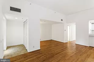 301 Race St, Philadelphia, PA 19106 - Photo 4
