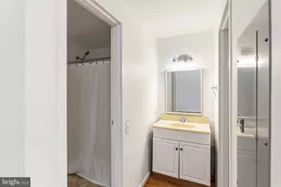 301 Race St, Philadelphia, PA 19106 - Photo 10