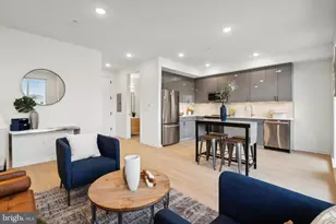 225 N 12th St, Philadelphia, PA 19107 - Photo 1