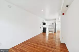319 S 10th St, Philadelphia, PA 19107 - Photo 8