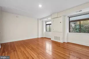 319 S 10th St, Philadelphia, PA 19107 - Photo 10