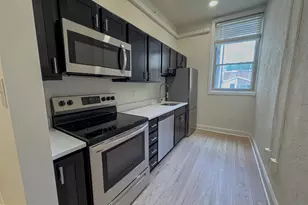 2113 Green St, Philadelphia, PA 19130 - Photo 2