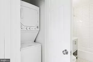 319 S 10th St, Philadelphia, PA 19107 - Photo 10