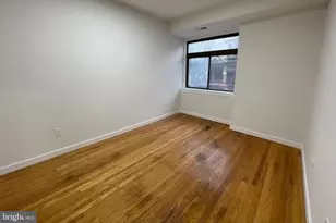 319 S 10th St, Philadelphia, PA 19107 - Photo 2