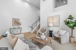 237 N 23rd St, Philadelphia, PA 19103 - Photo 2