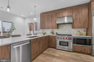 237 N 23rd St, Philadelphia, PA 19103 - Photo 32