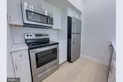 1703 Green Street #4, Philadelphia, PA 19130 - Photo 8