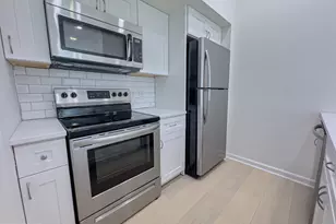 1703 Green St, Philadelphia, PA 19130 - Photo 8