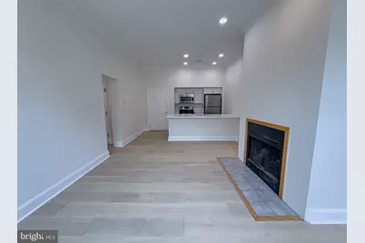 1703 Green Street #4, Philadelphia, PA 19130 - Photo 6