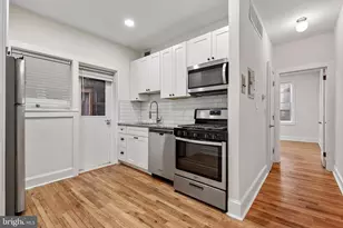 336 Lombard St, Philadelphia, PA 19147 - Photo 1