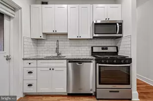 336 Lombard St, Philadelphia, PA 19147 - Photo 6