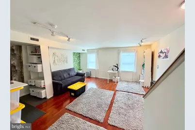 1209 Locust Street #3F, Philadelphia, PA 19107 - Photo 14