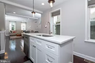 1929 Ellsworth St, Philadelphia, PA 19146 - Photo 10
