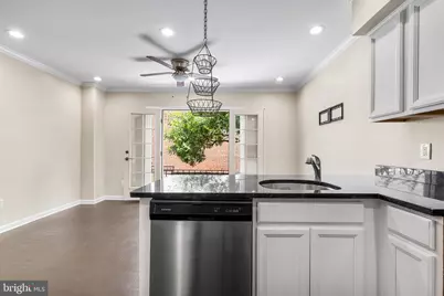 778 S Front Street #C, Philadelphia, PA 19147 - Photo 6